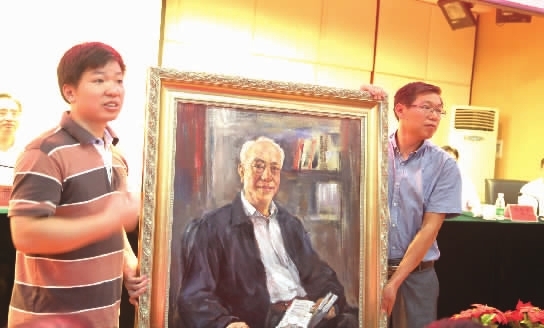 9月15日,李双元教授从教60周年暨学术思想研讨会在湖南师大举行.
