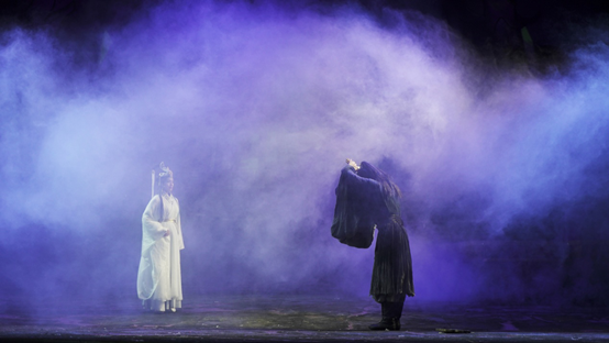 舞台剧《我欲封天》北京首演 百年不遇“引”雷“触”电