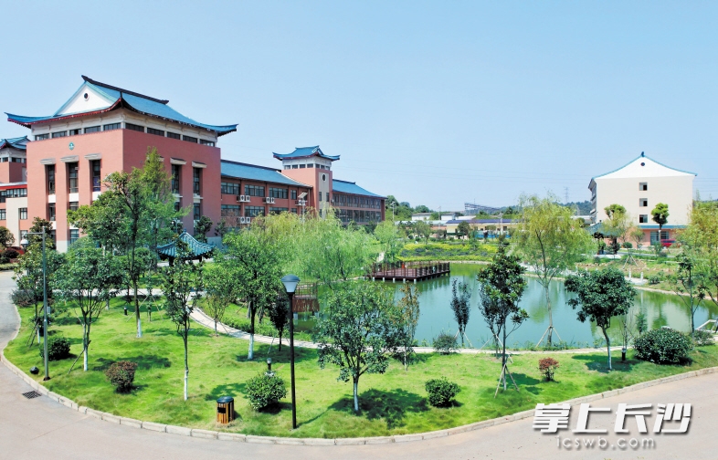 市第二社会福利院是中国社会福利协会养老机构标准化建设试点单位。资料图片