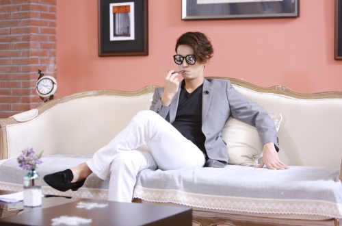 黄金单身汉陈楚河，《黄金单身汉》陈楚河失控秒变四次元 网友心疼女神被整惨