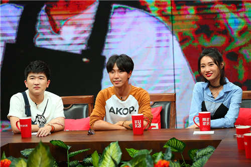 韩火火录制现场3