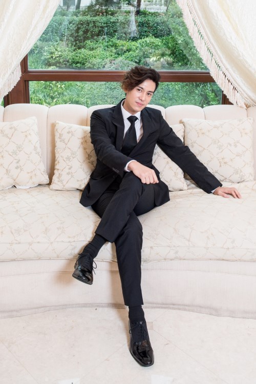 黄金单身汉陈楚河变情感专家