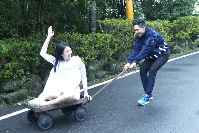孙子涵《傻傻等》MV遇台风 用力过猛突发心悸