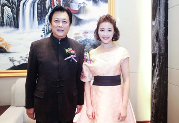 甘婷婷与著名表演艺术家唐国强