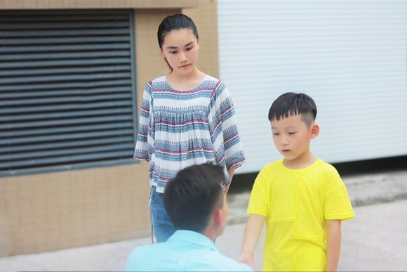 电影《青田之恋》全球首映 情牵千万华侨