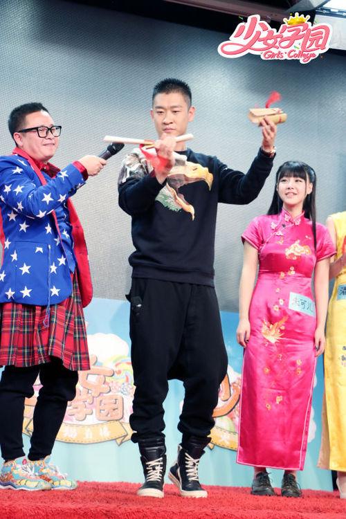 曹云金现场教快板