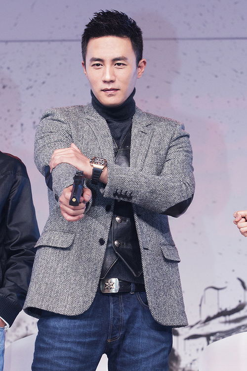 杜淳出席《罗曼蒂克消亡史》发布会-3