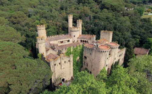 陈紫函婚礼古堡外观