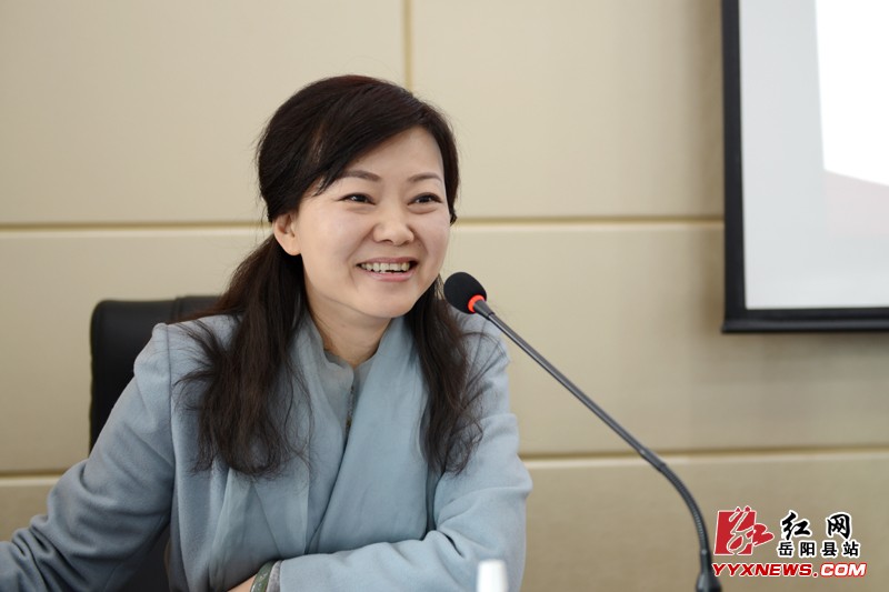 我县开展学雷锋志愿服务培训