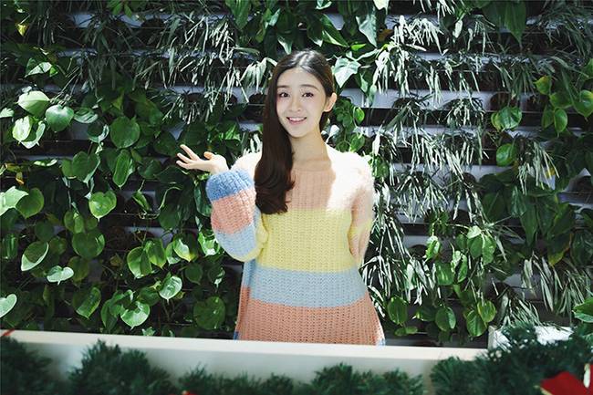 黄晓明公司前台竟是艺人 郭小炜被评最美公司前台