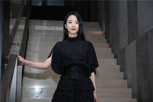 06 《少年巴比伦》首场校园行李梦表演获学生喜爱