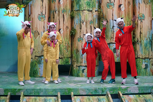 张维威、傅园慧、吴昕、张伦硕搞怪卖萌