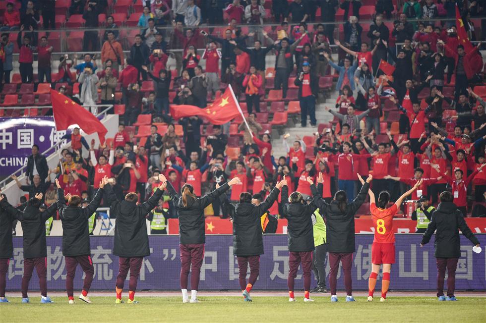 国际女足锦标赛：中国队夺冠