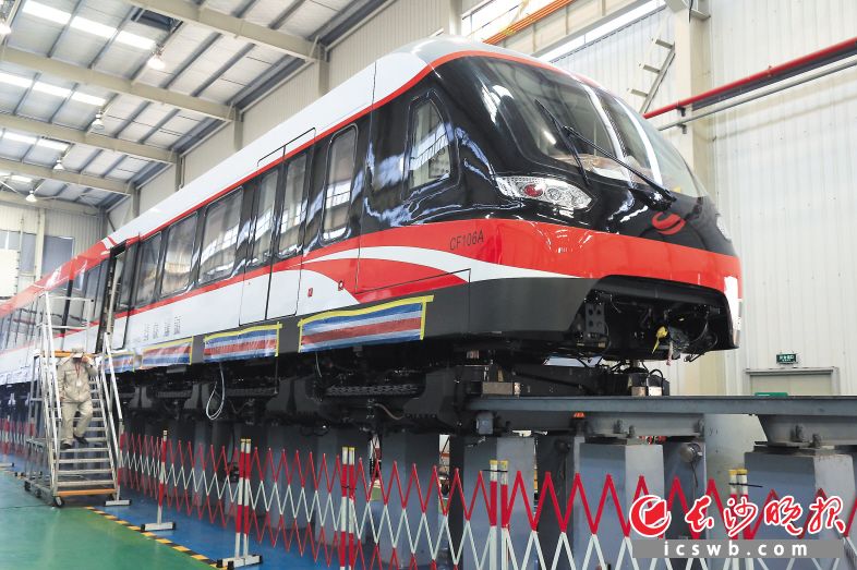 即将运抵长沙的新款磁浮列车。 长沙晚报通讯员 刘天胜 供图