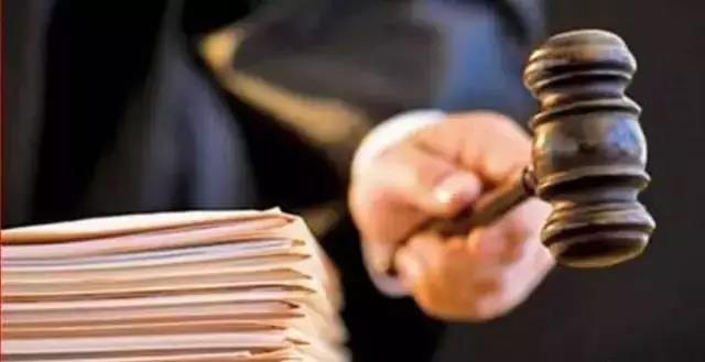 评论丨又一名法官被捅！伤的是法官 痛的是法治！