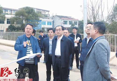 李先强)3月3日,湖南省宁乡经开区党工委书记,县委书记周辉赴未来方舟