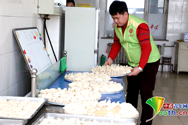 优秀青年志愿者洪润浩:用感恩播撒爱的种子