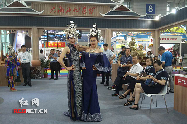 大湘西非遗馆亮相深圳文博会