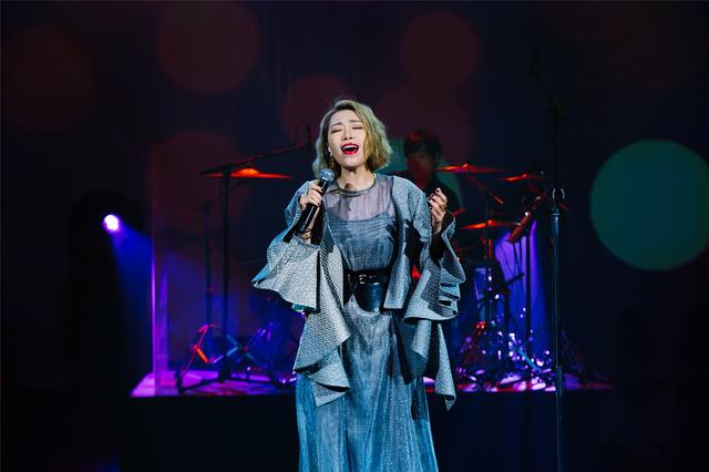 金池“大女人”世界巡回演唱会首站温哥华开唱