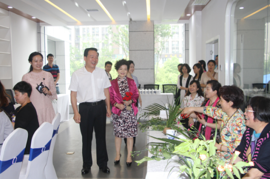 绿家姐妹学习社群得到长沙市领导高度肯定