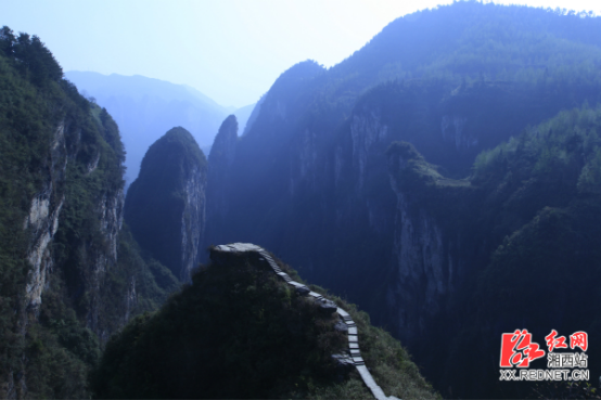 德夯苗寨天问台景区.
