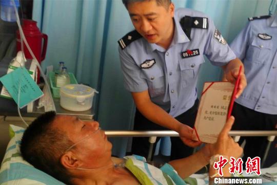 湖北民警值班28小时后突发脑溢血五年两次累倒