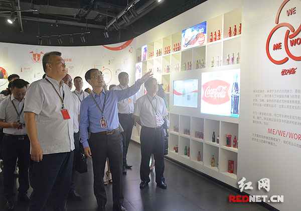 湖南邮政与中粮可口可乐华中公司签订战略合作