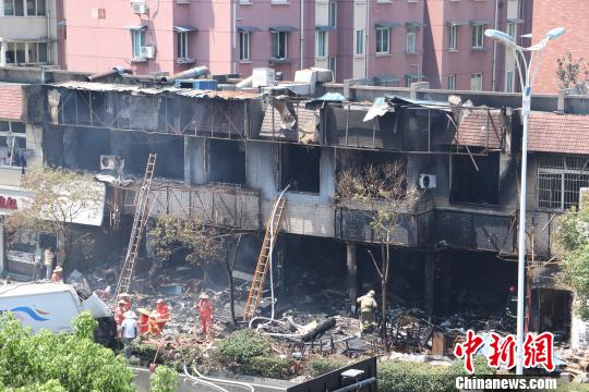 市民回忆杭州餐馆爆炸：火光冲天“震感”强烈