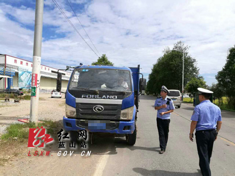 蓝山夏季道路交通秩序整治再升温