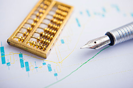 促进金融业平稳健康发展