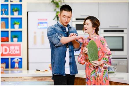 MOMO直播跨屏互动打造综艺新形式,《好好吃