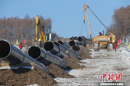 中俄原油管道二线2标段提前实现主体贯通