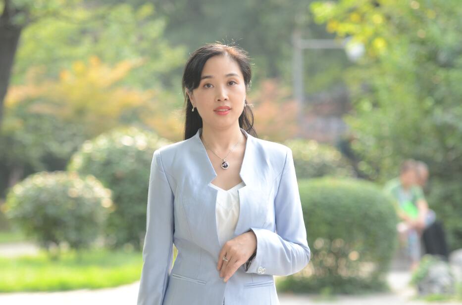 陕西先行文化董事长徐伊丽.JPG