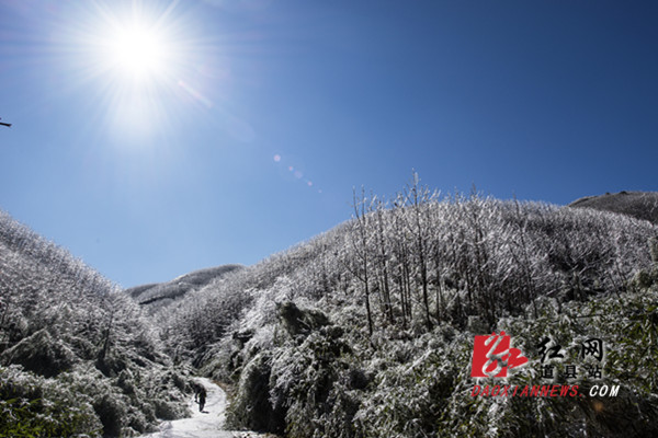 道县瑶乡2018年首场冰雪醉游人