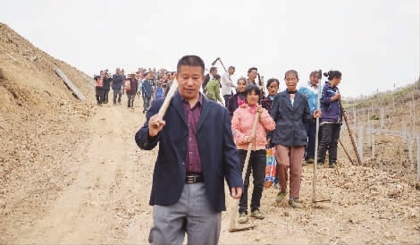 访出精准 怀化市开展脱贫攻坚三走访三签字