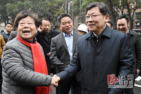 曹炯芳调研湘潭在建城建项目和招商产业项目