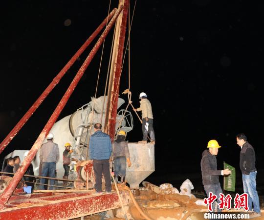 赣深铁路河源段首桩完成浇筑有望2021年建成
