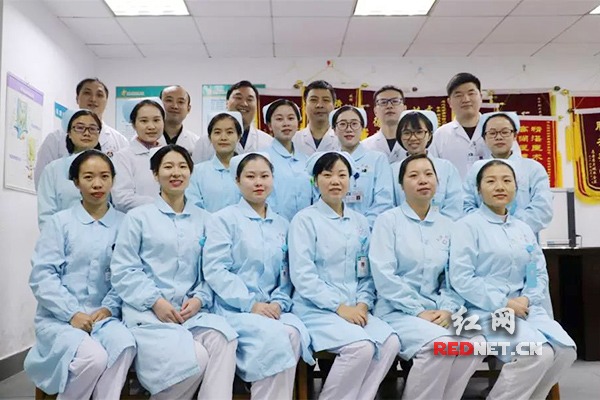南华附二医院乳甲外科获评全国三八红旗集体