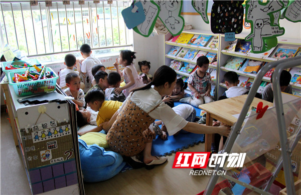 永州市委机关幼儿园开展反恐防暴应急演练活动