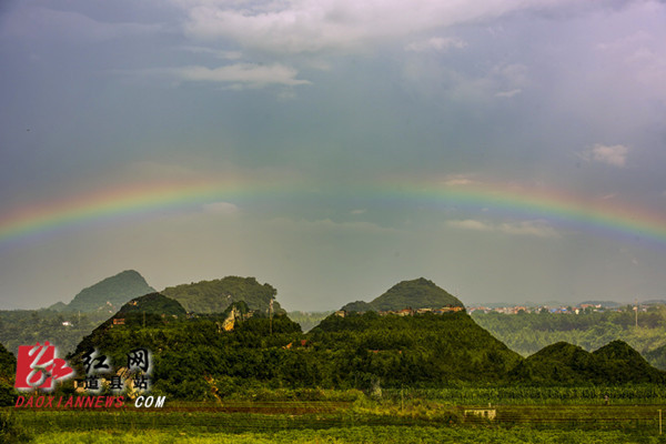 昨日一场雨后 道县出现美丽彩虹