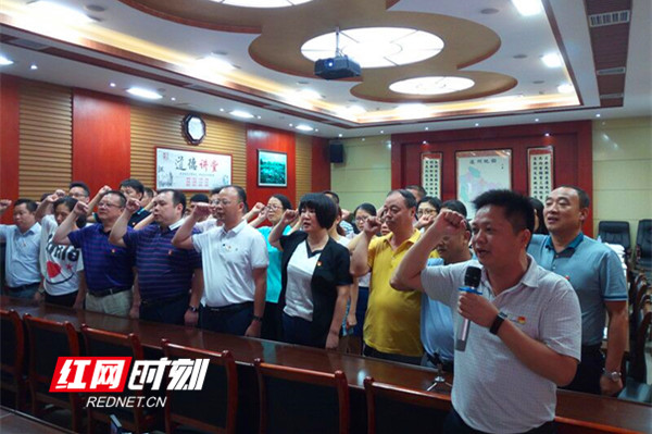 道县：刘勇会以普通党员身份参加支部主题党日活动
