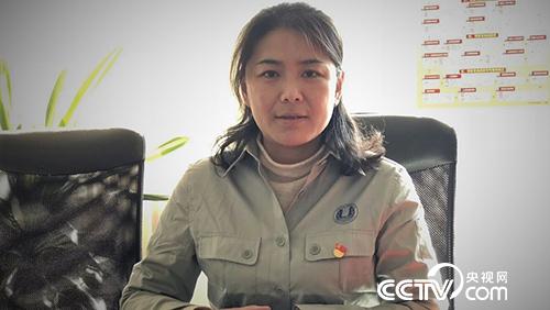 中国三峡建设管理有限公司乌东德工程建设部员工龙海燕。