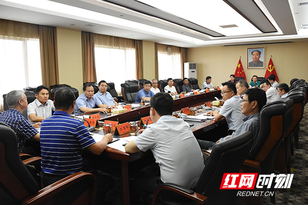 座谈会现场。.jpg