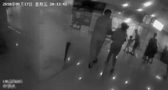 点击进入下一页