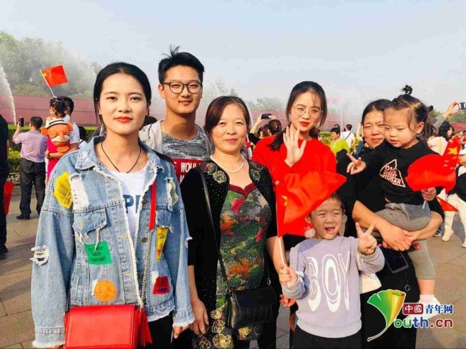 有爱有国有家!2018国庆,去天安门拍全家福