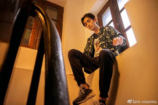 不管再过多少年，你依旧是那个少年