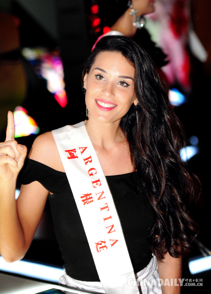 【中国那些事儿】2018阿根廷世界小姐为中国“代言”：这里美得让人流连忘返