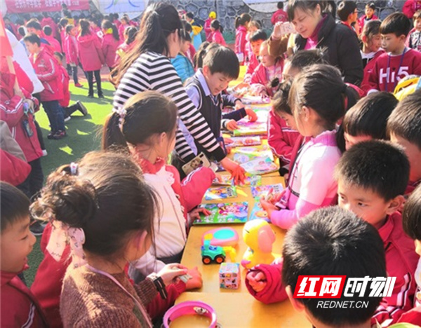 0933c6ca-d3d8-44b1-bab9-c466e099c32d_??.jpg
