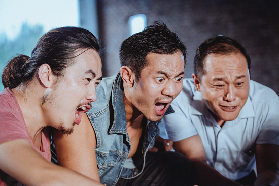 “三个爸爸”一台戏，《寻娃总动员》暖心定档