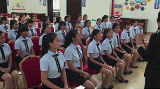 镜头中的脱贫故事|扶智又扶志